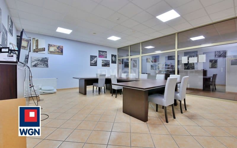 Nowoczesny Biurowiec na WYNAJEM — zdjęcie 5