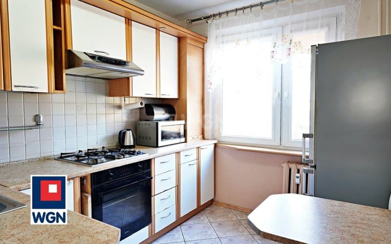 4-POKOJOWE. 70. M2. CENA: 339000ZŁ.