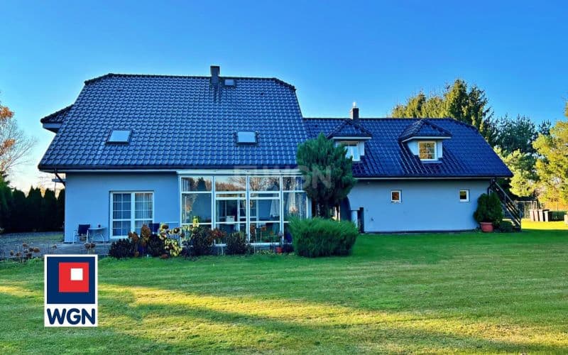 Komfortowy, przestronny dom z piękym ogrodem w Białczu pod Witnicą. — zdjęcie 6