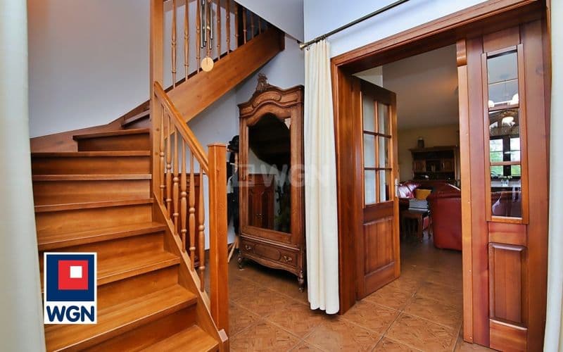 Bajeczny dom w okolicy lasów i jezior — zdjęcie 12