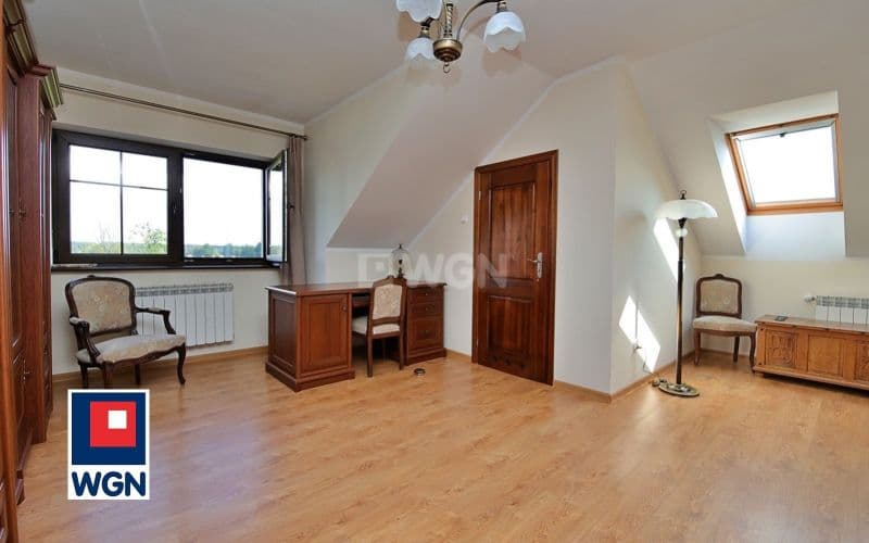 Bajeczny dom w okolicy lasów i jezior — zdjęcie 17