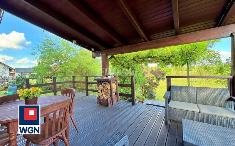 Bajeczny dom w okolicy lasów i jezior — zdjęcie 8