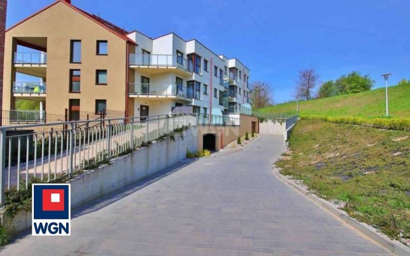 Dwa Miejsca postojowe w podziemiu