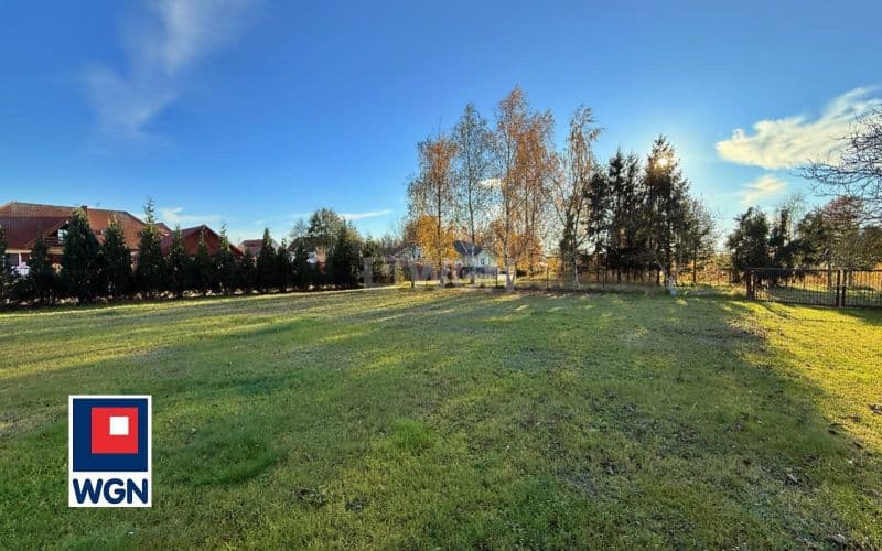 Dom z dużą działką + wynajęty lokal usługowy i paczkomat — zdjęcie 18