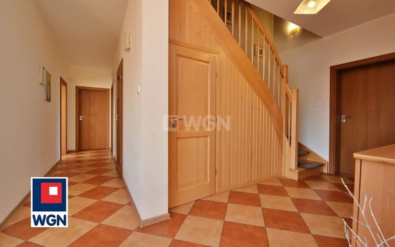 Komfortowy dom z garażem i tarasem | Wawrów — zdjęcie 8