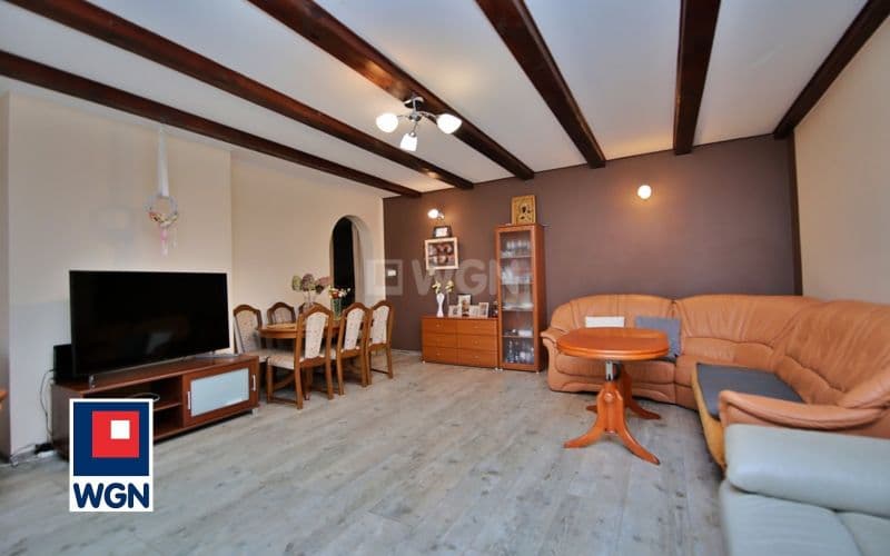 Atrakcyjny dom w cichej okolicy — zdjęcie 6