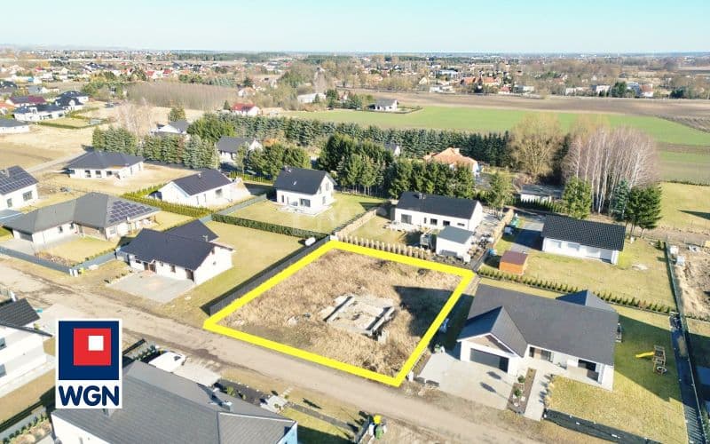 Działka budowlana w kameralnej okolicy — zdjęcie 5